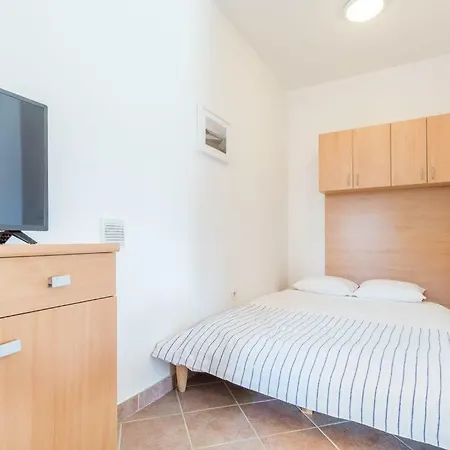 Roko Apartment Baska (Krk)
